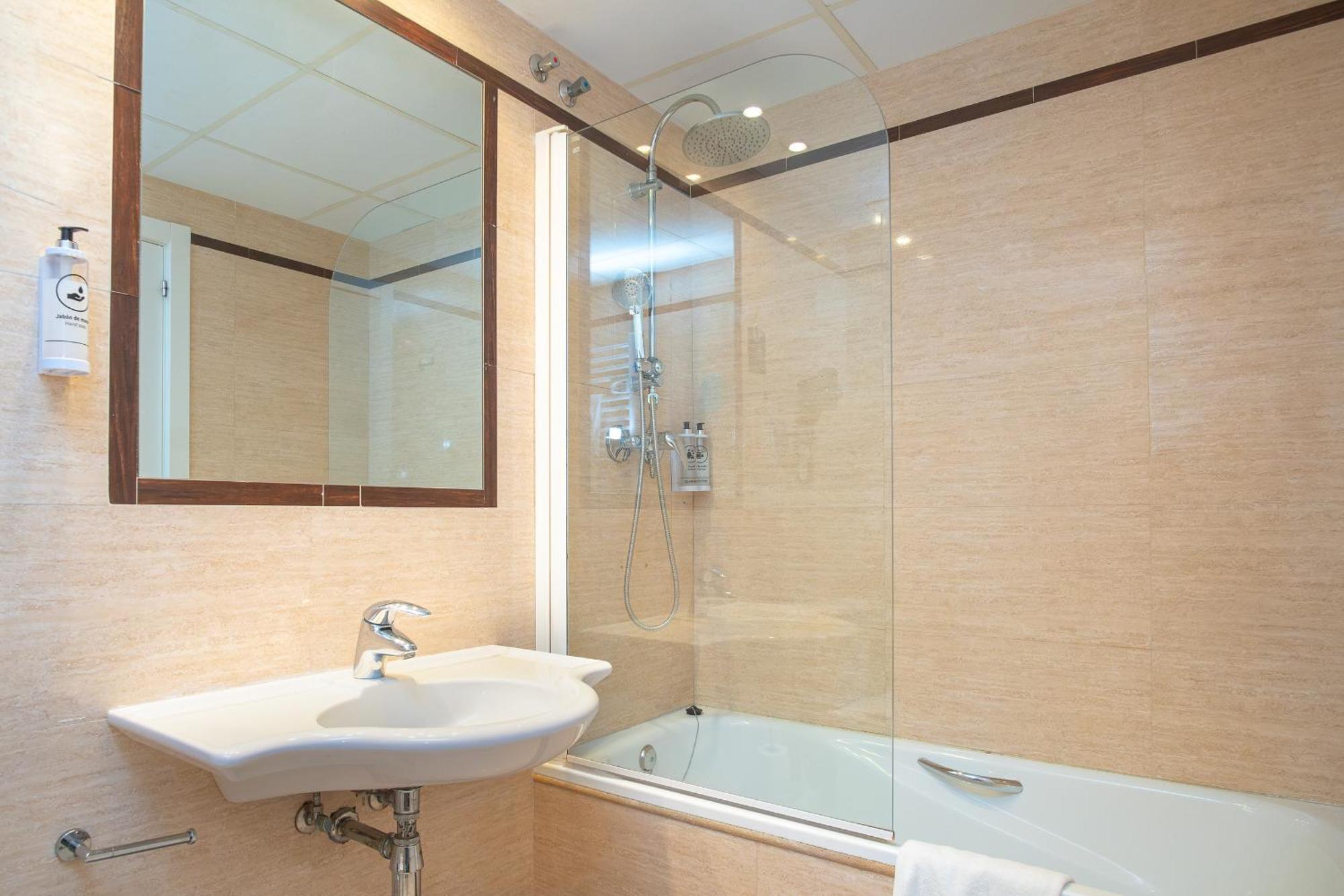Vtz Hotel El Principe Zaragoza Dış mekan fotoğraf